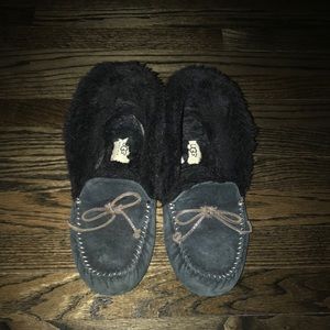 Ugg Alena slipper in black